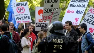 Confruntări în Germania, înainte de 1 Mai