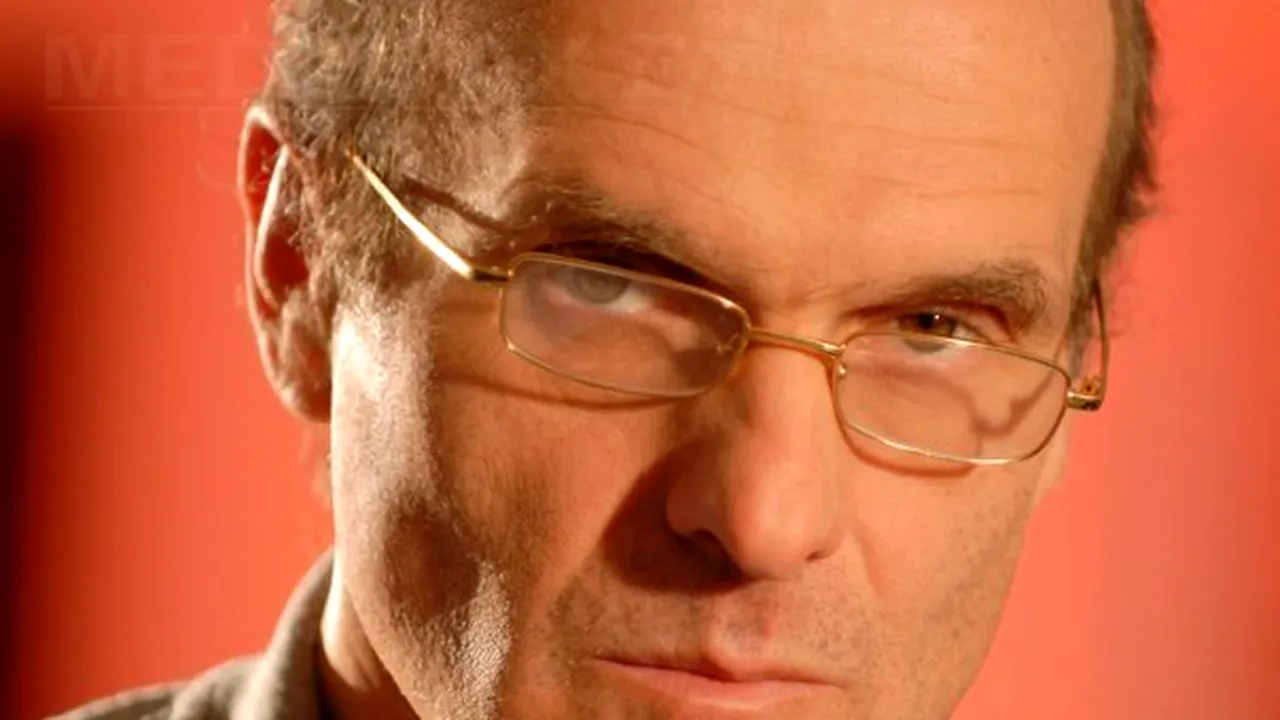 Editorial Cristian Tudor Popescu: Românela, femeia cu mustaţă