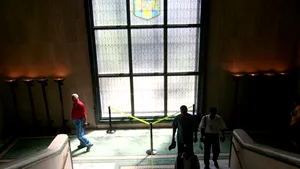 Palatul Victoria face economie la curent