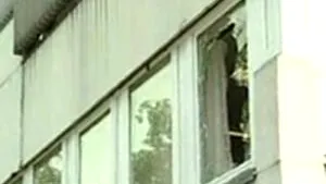 Oficialii români fac demersuri la autorităţile ungare în cazul românului care a sărit pe fereastră
