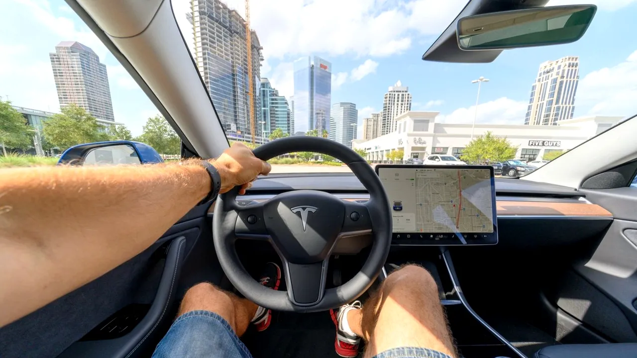 Tesla Model 3 a devenit în septembrie cel mai bine vândută maşină din Europa