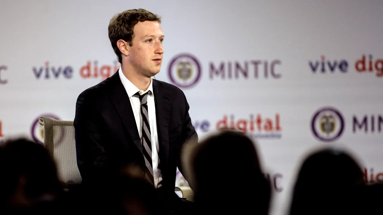 Facebook cheltuieşte o sumă URIAŞĂ pentru siguranţa lui Mark Zuckerberg 