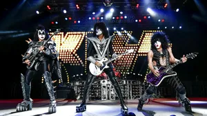 KISS va susţine un concert în premieră în România la festivalul Rock The City 2022