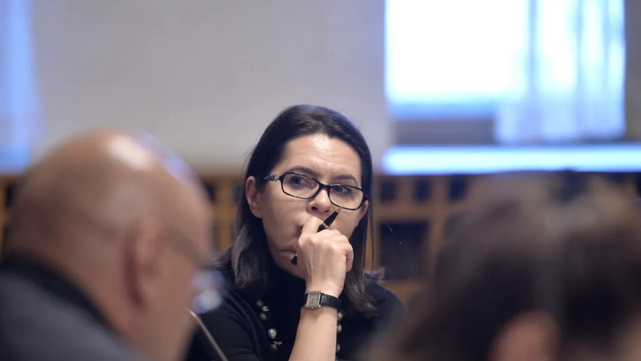 Adriana Săftoiu, la un pas de deveni noul președinte al TVR, în locul lui Dan Turturică / Sindicaliștii din TVR sunt îngrijorați de restructurări masive