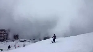 Un schior a murit într-o avalanşă produsă în Munţii Alpi din Elveţia