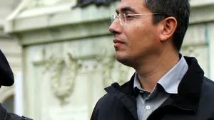 Doru Buşcu: Reducerea cu 15% a salariilor la Caţavencu, posibilă cauză a plecărilor