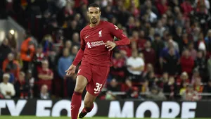 Thiago Alcantara şi Joel Matip vor pleca de la Liverpool