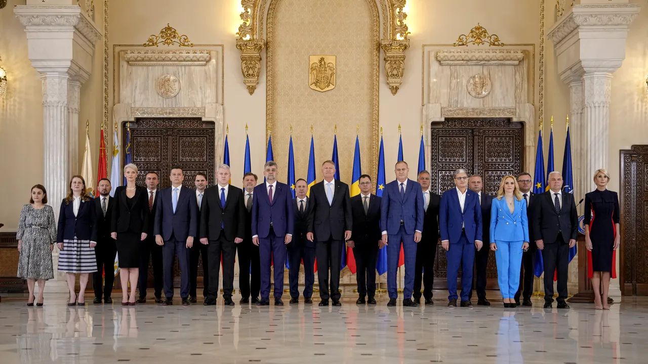 Doi miniştri ai Guvernului Ciolacu au fost chemaţi în faţa Parlamentului de senatorii opoziţiei
