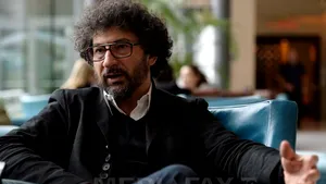 INTERVIU - Radu Mihăileanu: Oamenii politici sunt oglinda noastră. Dacă noi suntem mediocri şi ei vor fi - FOTO