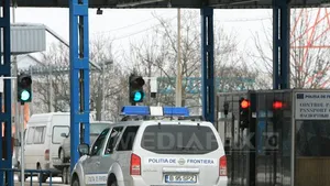 Trafic dublu în Vama Albiţa: Cetăţenii moldoveni vin în România pentru sărbătorile pe rit vechi