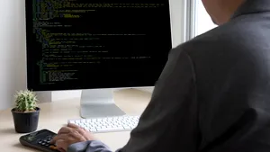  25 de ani de Java. Cât câştigă un programator Java şi cât timp durează să înveţi limbajul de programare