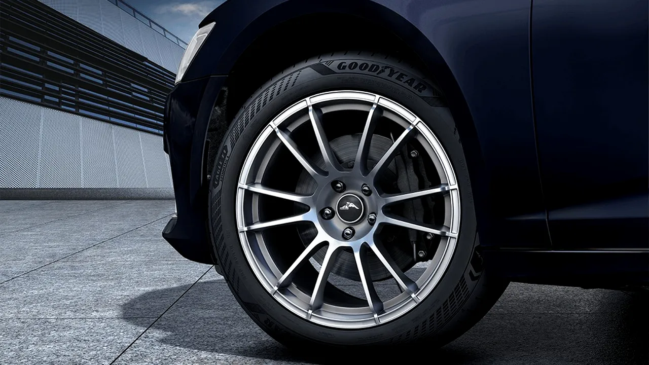 GOODYEAR EXTINDE GAMA EAGLE F1 ASYMMETRIC 6 CU CEA MAI MARE VARIETATE DE DIMENSIUNI PÂNĂ ÎN PREZENT 