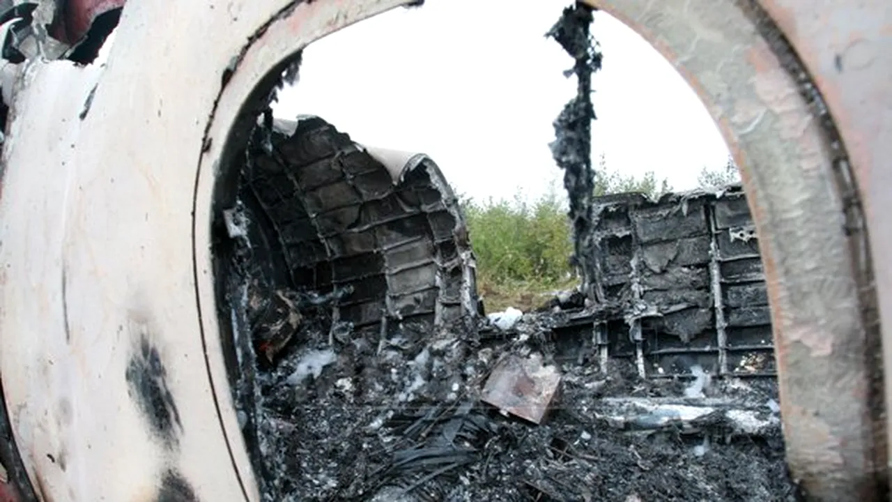 Cutia neagră a avionului prăbuşit în China a fost găsită