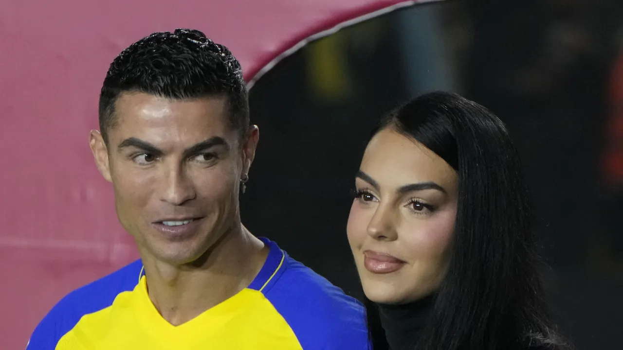 Cristiano Ronaldo şi Georgina Rodriguez vor avea voie să încalce o lege din Arabia Saudită