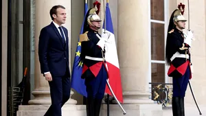 Franţa şi Germania susţin consolidarea UE. Declaraţiile preşedinţilor celor două mari puteri despre revenirea în funcţia de cancelar a Angelei Merkel