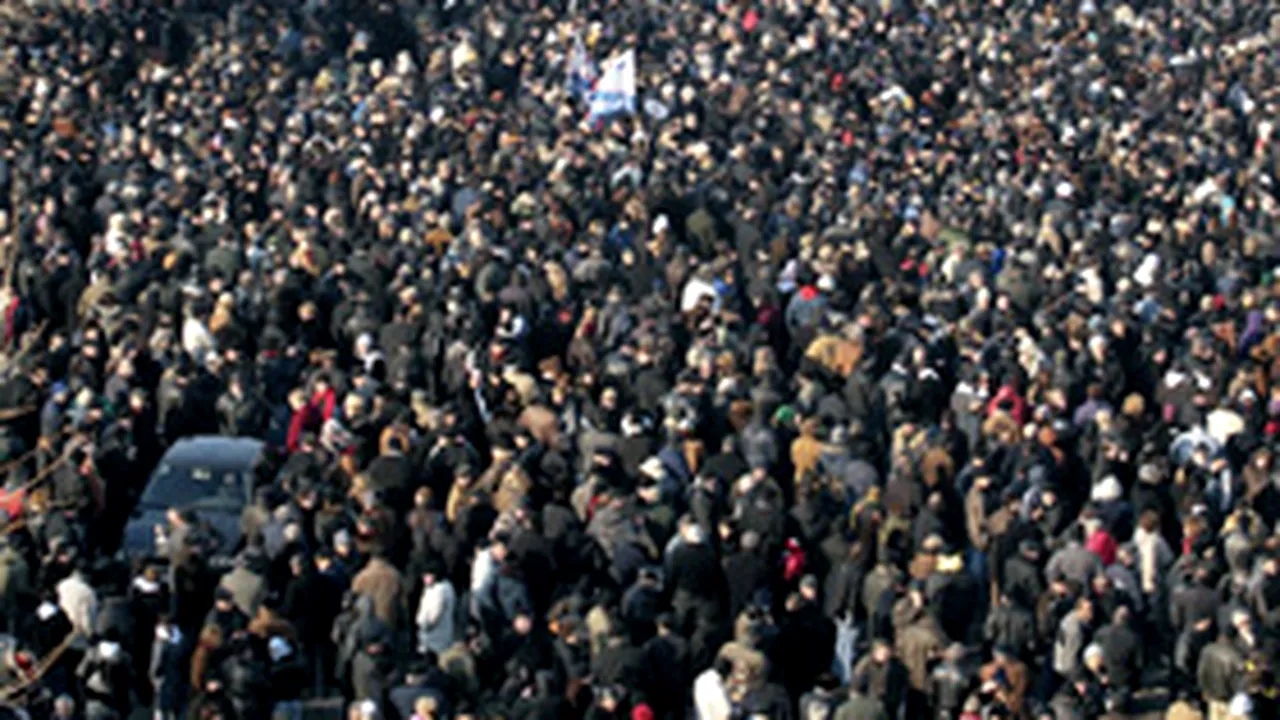 Peste 50.000 de georgieni protestează la Tbilisi faţă de realegerea lui Mihail Saakaşvili