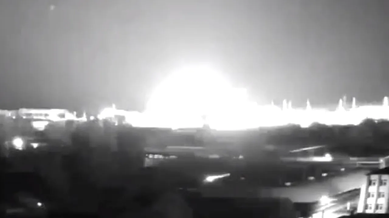 Războiul din Ucraina, ziua 208. Rusia pierde şi avioane de luptă, nu doar soldaţi / Autorităţile spun că ruşii au lovit centrala nucleară de la Pivdennoukrainsk / Un tanc rusesc T-90 a fost capturat de ucraineni / Războiul Rusiei a ucis cel puţin 390 de copii / Biden: Rusia nu este atât de competentă şi de capabilă
