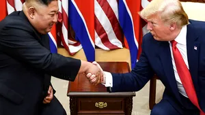 Donald Trump vrea pace cu Coreea de Nord în perioada coronavirusului. Ce i-a scris lui Kim Jong Un