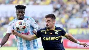 Petrolul Ploiești învinge pe Corvinul Hunedoara în Superliga. Ploieștenii ajung la cinci victorii și urcă momentan pe locul secund în clasament