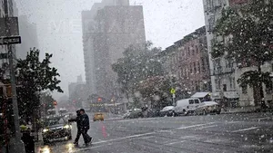 Ninsorile din SUA: 13 morţi, stare de urgenţă în mai multe state - VIDEO