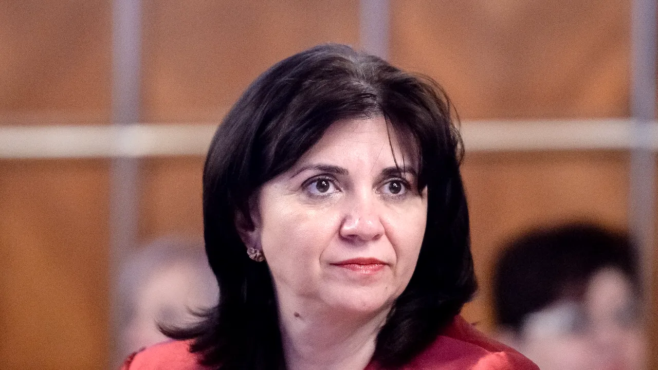 Mâine, copiii din Capitală se duc la şcoală în ciuda faptului că Bucureştiul a trecut pragul de 3 cazuri la mia de locuitori. Anunţul făcut de Ministrul Educaţiei
