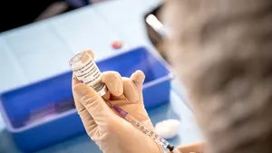 Finlanda suspendă utilizarea vaccinului AstraZeneca. Autorităţile investighează două posibile cazuri de pacienţi care au dezvoltat cheaguri de sânge