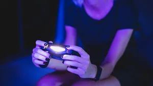 (P) Cyberpunk 2077 este pe primul loc ca cel mai descărcat joc pentru PS4