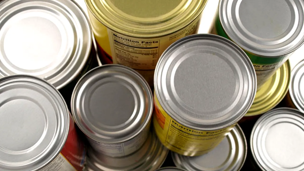 Fost sediu de cooperativă din comuna Grădinari, transformat în fabrică de conserve cu bani europeni