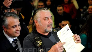 Liderul formaţiei Phoenix, Nicu Covaci, a fost externat după operaţia suferită