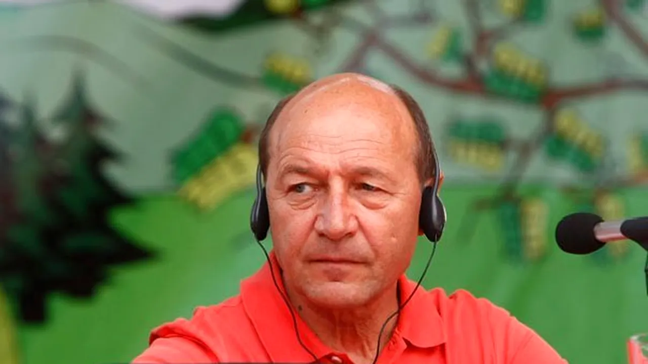 Romanian President Basescu Calls For EU Program For Roma Inclusion