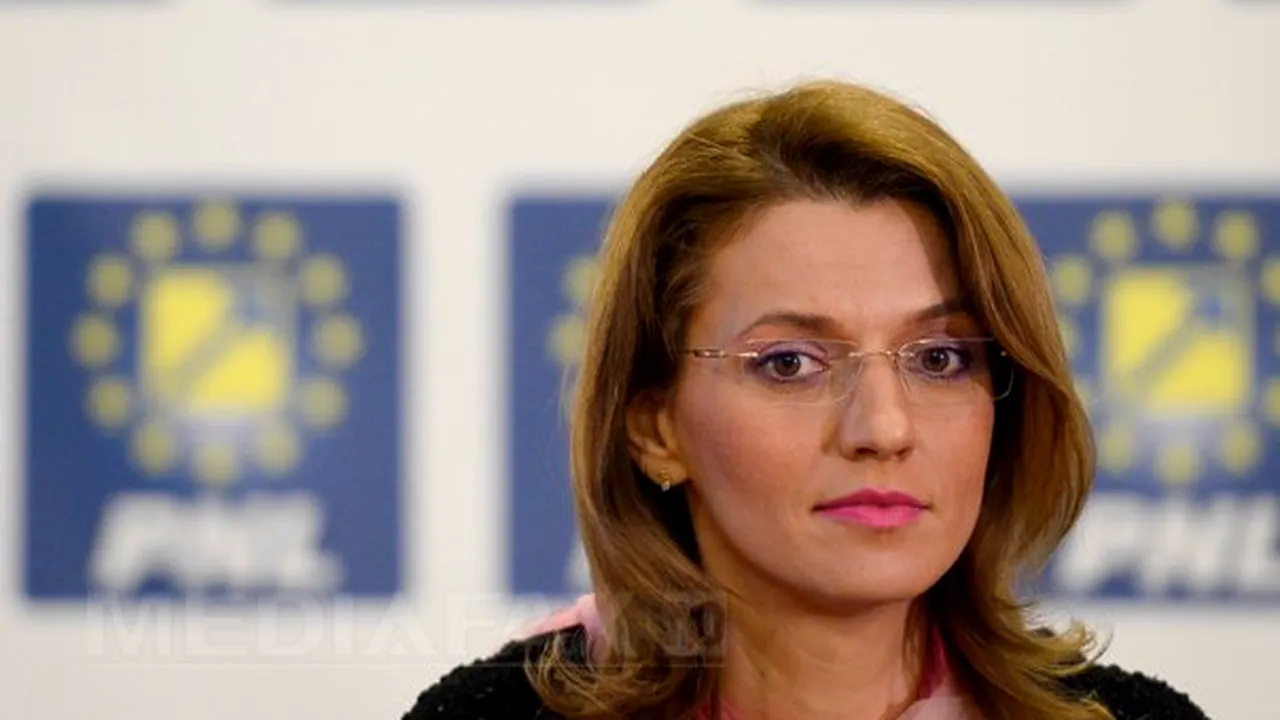 Cine este Alina Gorghiu, noul preşedinte al PNL