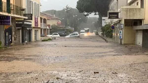 Criză pe Coasta de Azur: Stațiune de lux fără apă potabilă