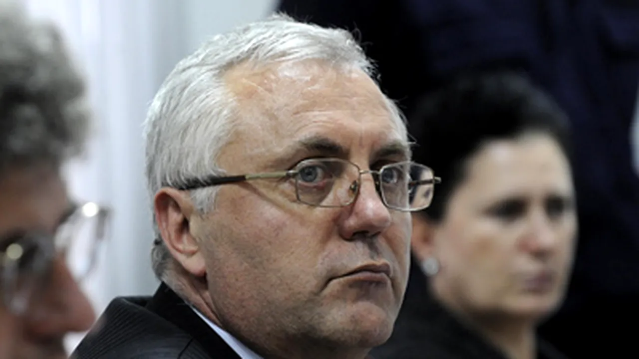 Preşedintele CSM: Raportul CE, un veritabil semnal de alarmă pentru autorităţi