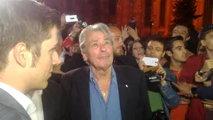 FOTO Alain Delon, încântat de dragostea româncelor care au venit la TIFF şi au strigat 