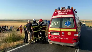 Un autocar cu 60 de ucraineni s-a răsturnat pe DN22, în Constanța