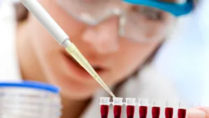 VIDEO MEDIAFAX TALKS: Asociaţiile de pacienţi: Prin asigurările private, pacienţii au acces la multe analize şi tratament