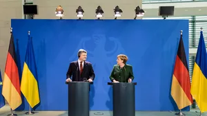 Ucraina a introdus în Constituţie aspiraţiile de aderare la UE şi NATO