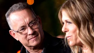 Tom Hanks şi soţia sa Rita Wilson au fost externaţi după ce au fost trataţi pentru COVID-19