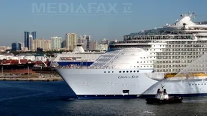 Premierul Victor Ponta s-ar afla în croazieră în Caraibe, pe vasul Oasis of the Seas. Cum arată una din cele mai mari nave de croazieră din lume - VIDEO, FOTO