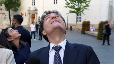 POLITIC Declarația lui Nicușor Dan, perturbată de un aparat de zbor. Ce a făcut președintele