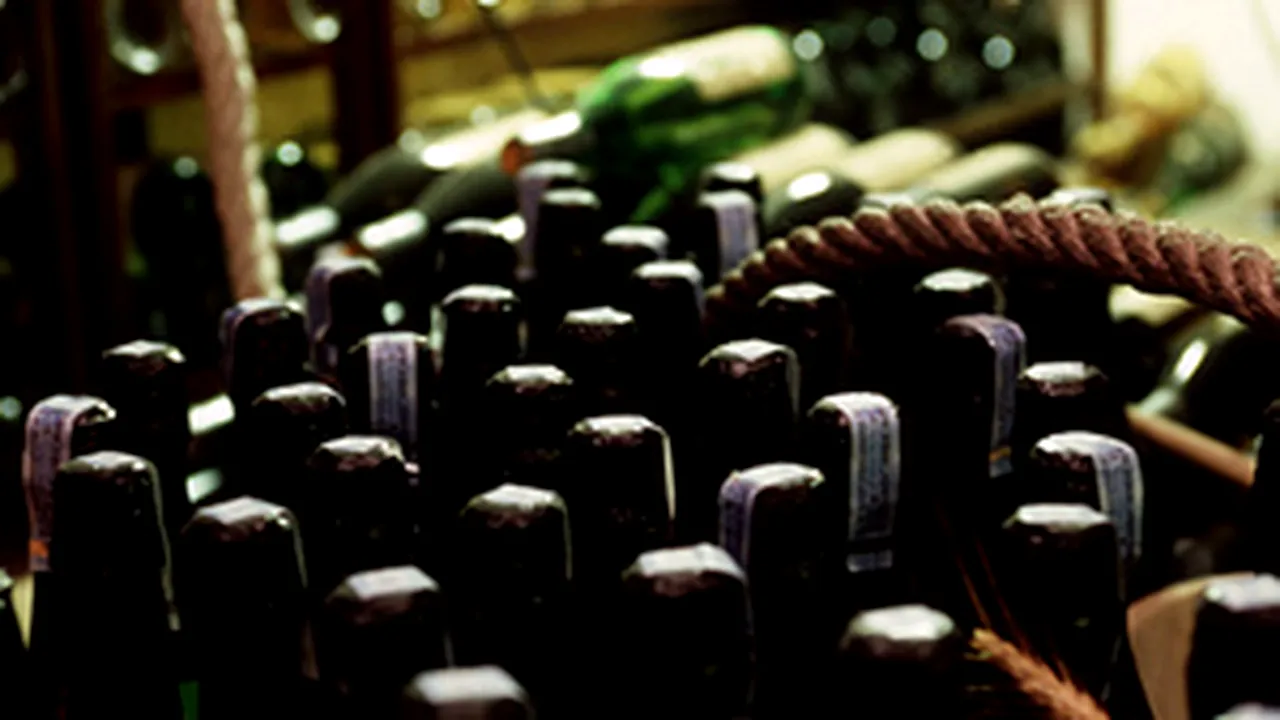 Romanian Govt Ups Sparkling Alcohol Excise By EUR11