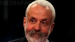 Regizorul britanic Mike Leigh va prezida juriul Festivalului Internaţional de Film de la Berlin 2012