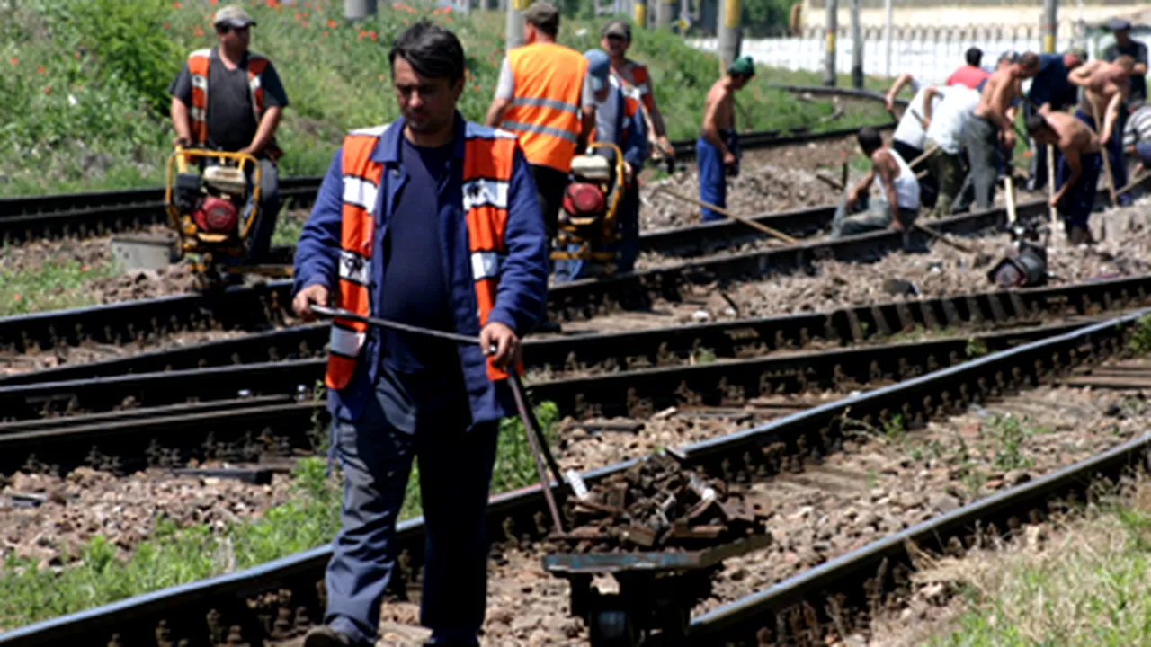 Întârzieri de 2-3 săptămâni la plata salariilor la CFR Marfă