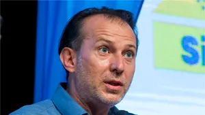 COMENTARIU Marius Oprea. Cîţu a intrat dintr-o beţie într-alta: cea a puterii