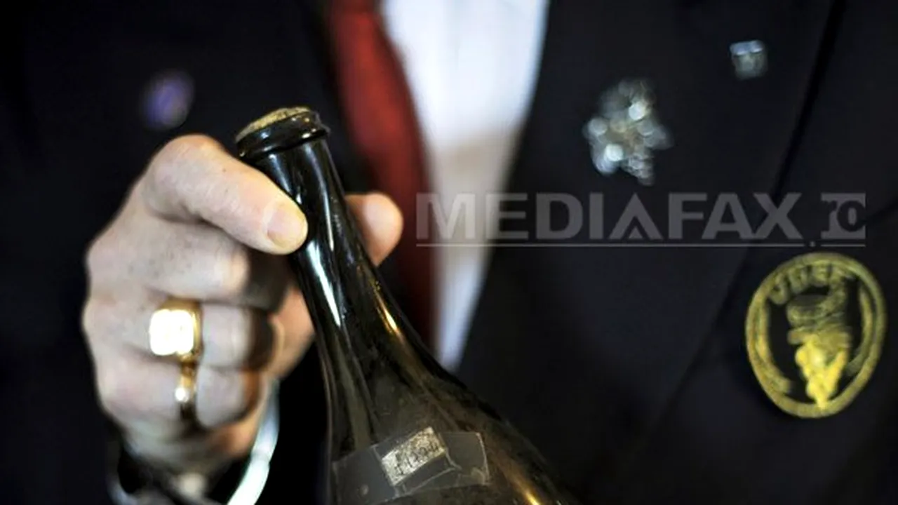 La ce foloseşte, în realitate, adâncitura de pe fundul sticlelor de vin. Motivul este cât se poate de simplu