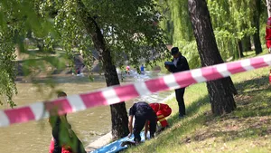 Cadavrul unui bărbat a fost descoperit în albia râului Cavnic 