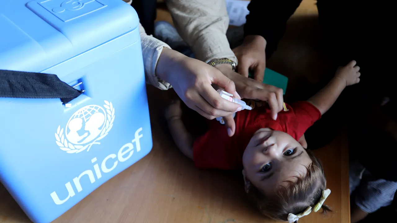 OMS: Campania de vaccinare a copiilor din Gaza împotriva poliomielitei va fi reluată sâmbătă