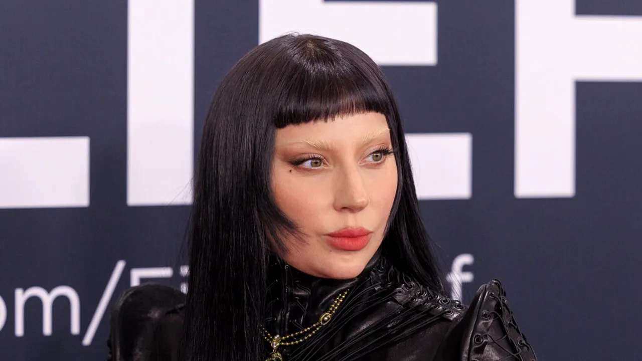 Lady Gaga revine pe scena MTV Video Music Awards