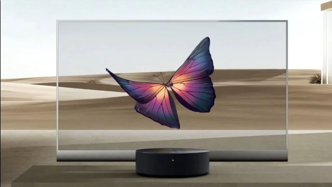 Xiaomi revoluţionează tehnologia televizoarelor şi aduce în case primul televizor transparent

