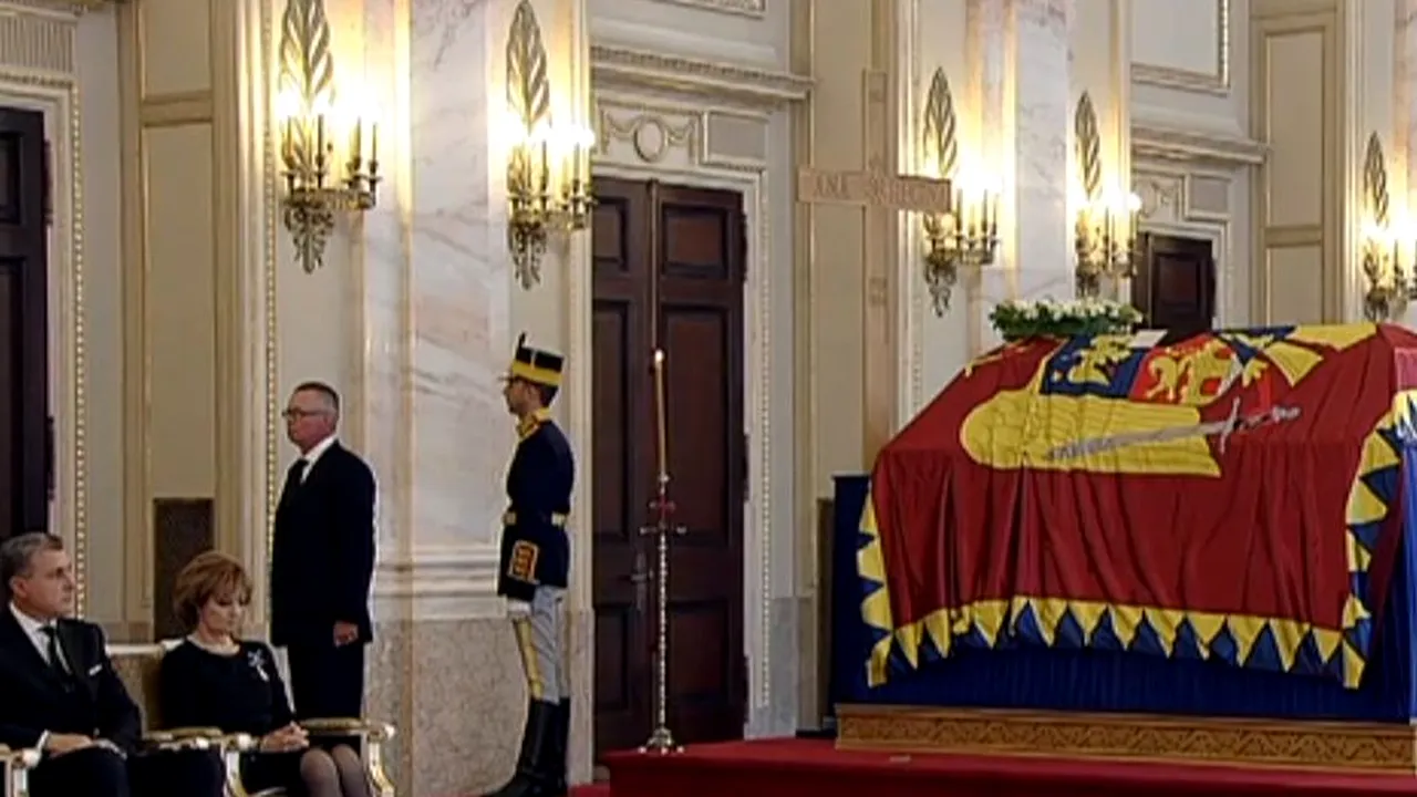 Cortegiul funerar al Reginei Ana va fi însoţit de 12 cai din cavaleria Jandarmeriei 